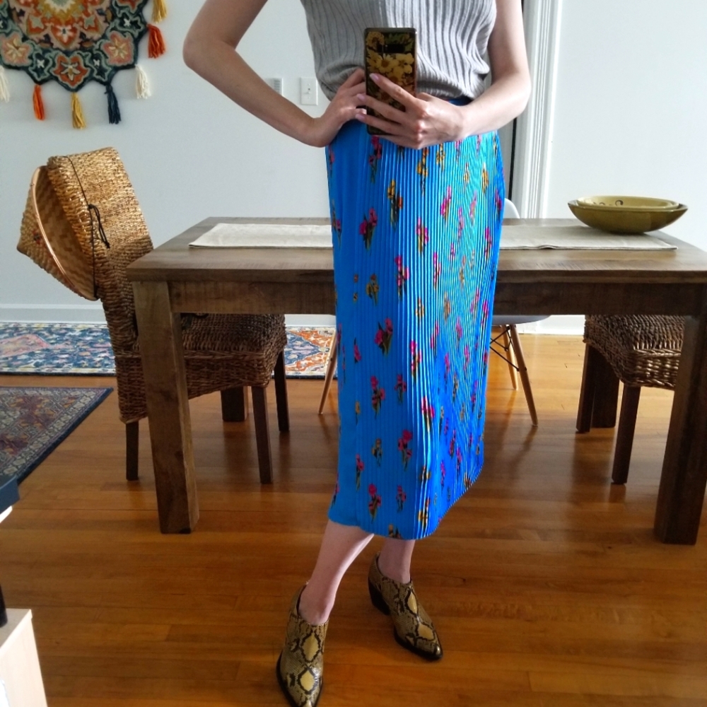 NWOT ESCADA Sport Ramyka Blue Pleated Floral Skirt, Sz 38, $395